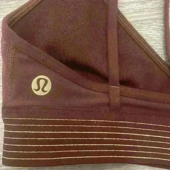 Lululemon Principal Dancer Golden Lining Bralette bra size 0 
Midnight Maroon - Picture 9 of 11